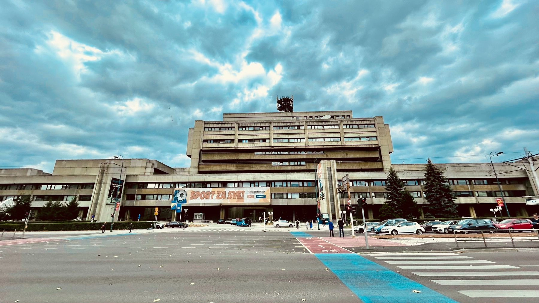 BHRT danas gasi 15 emisija, FTV im se obratio pismom